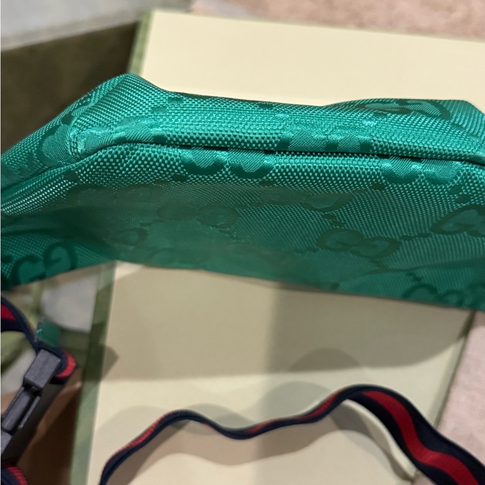 Gucci Fanny Pack | Belt Bag - Picture 6 of 17